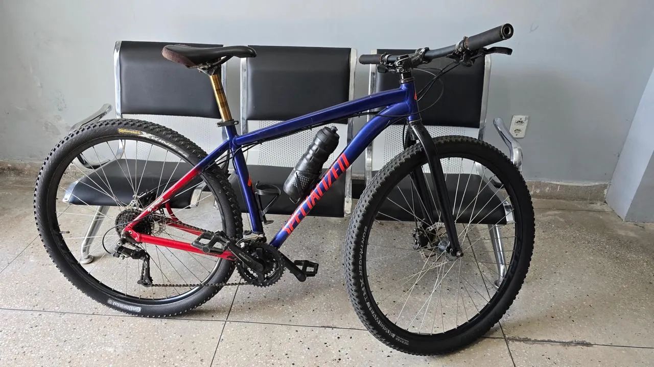 Bicicleta specialized hardrock