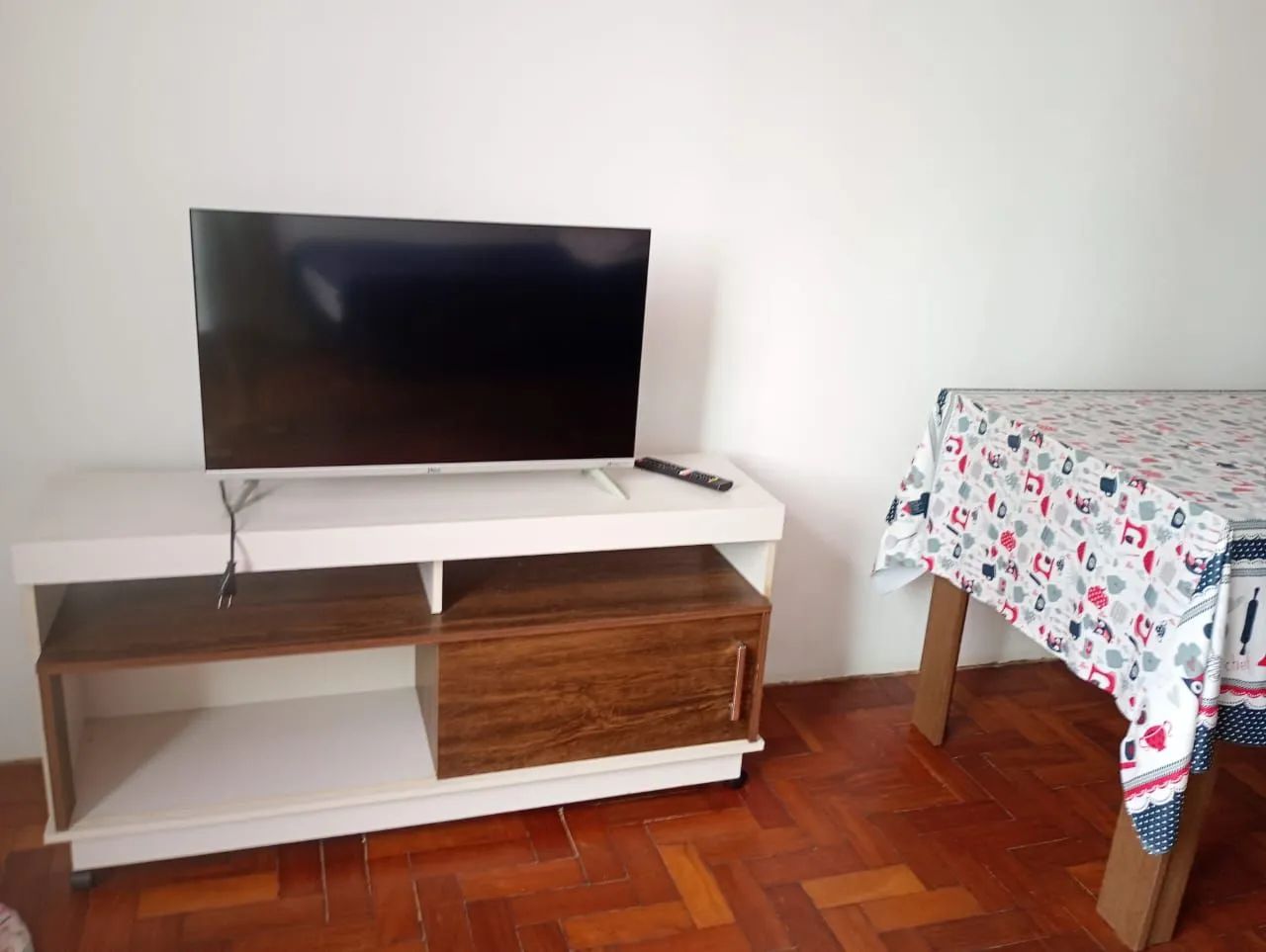 Vendo rack para TV