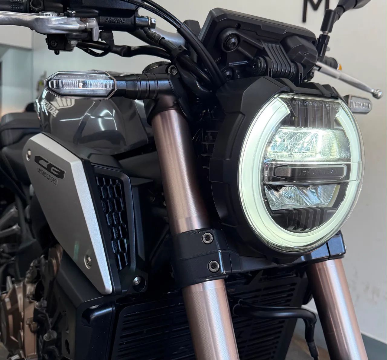 Honda CB 650R - Foto 2