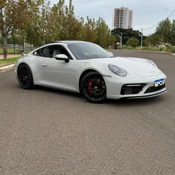 Porsche 911 2023