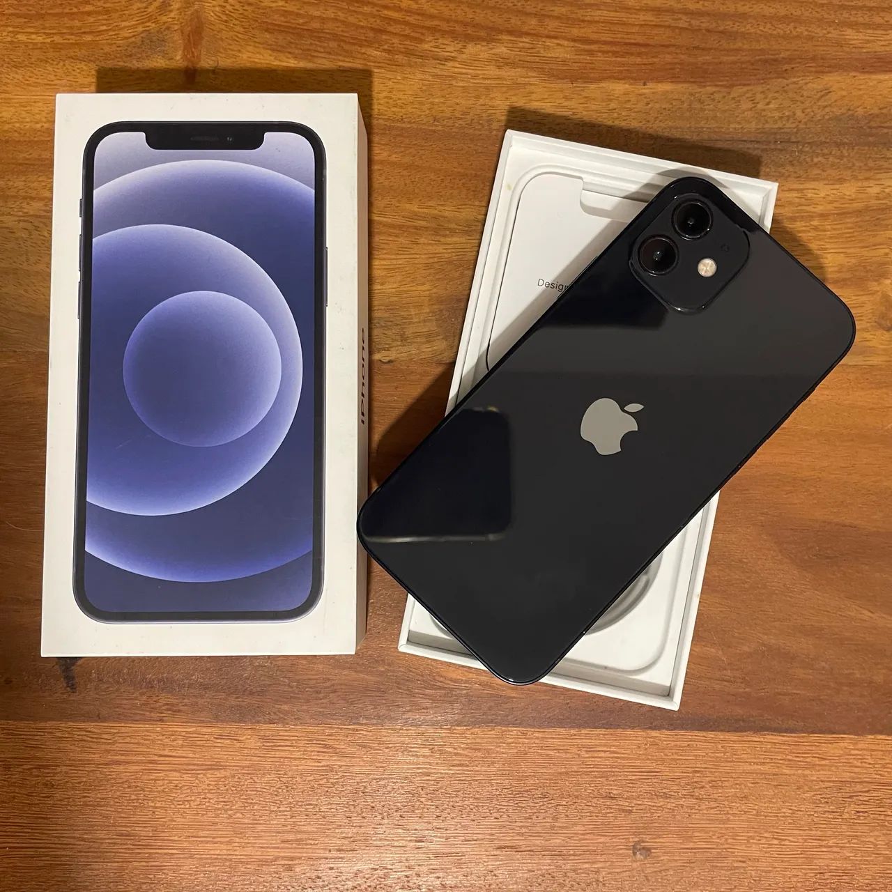 iPhone 12 64 GB Preto em excelente estado - Celulares e