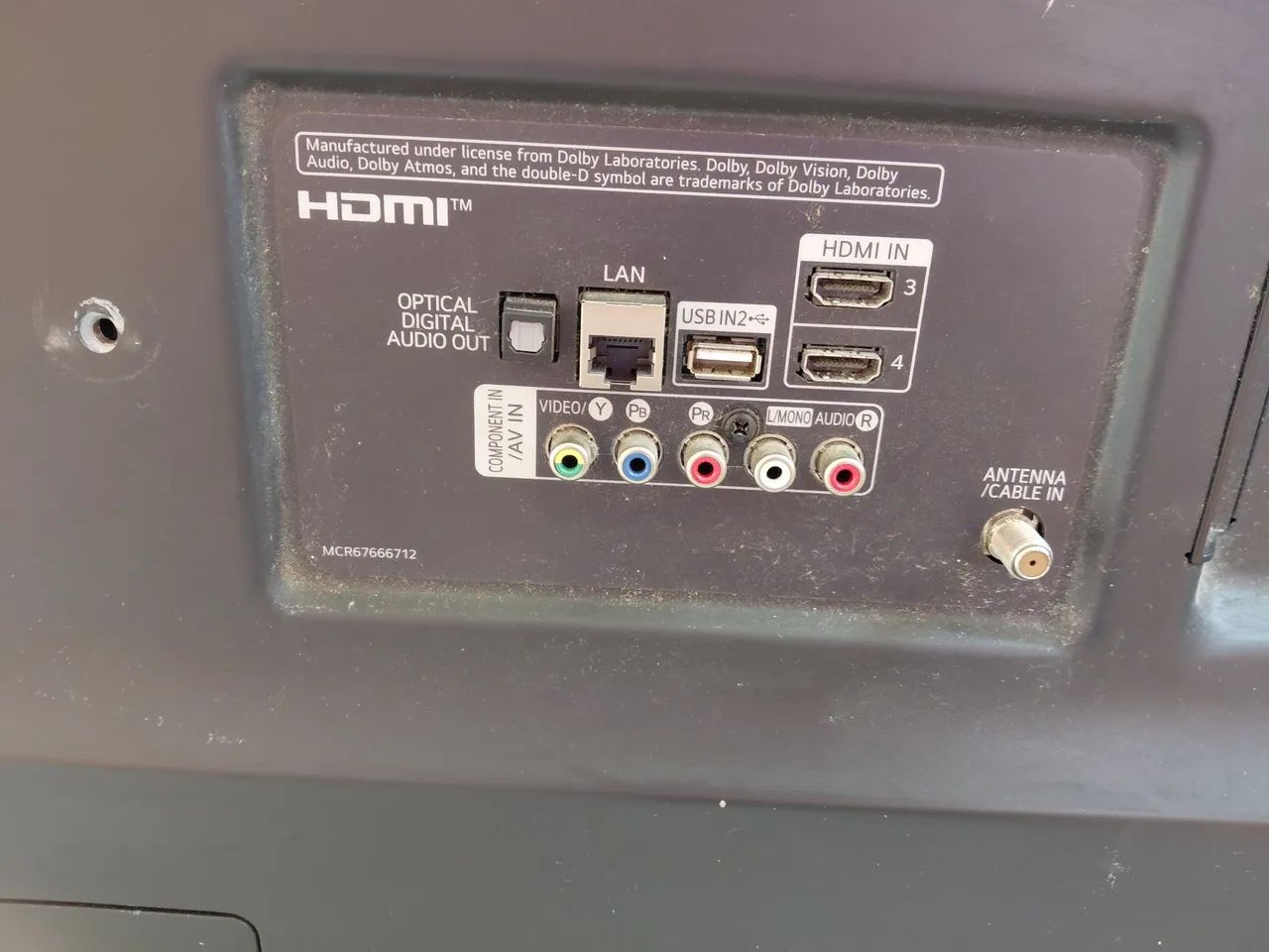 Vendo smart tv LG 50 polegadas  com tela quebrada  - Foto 4