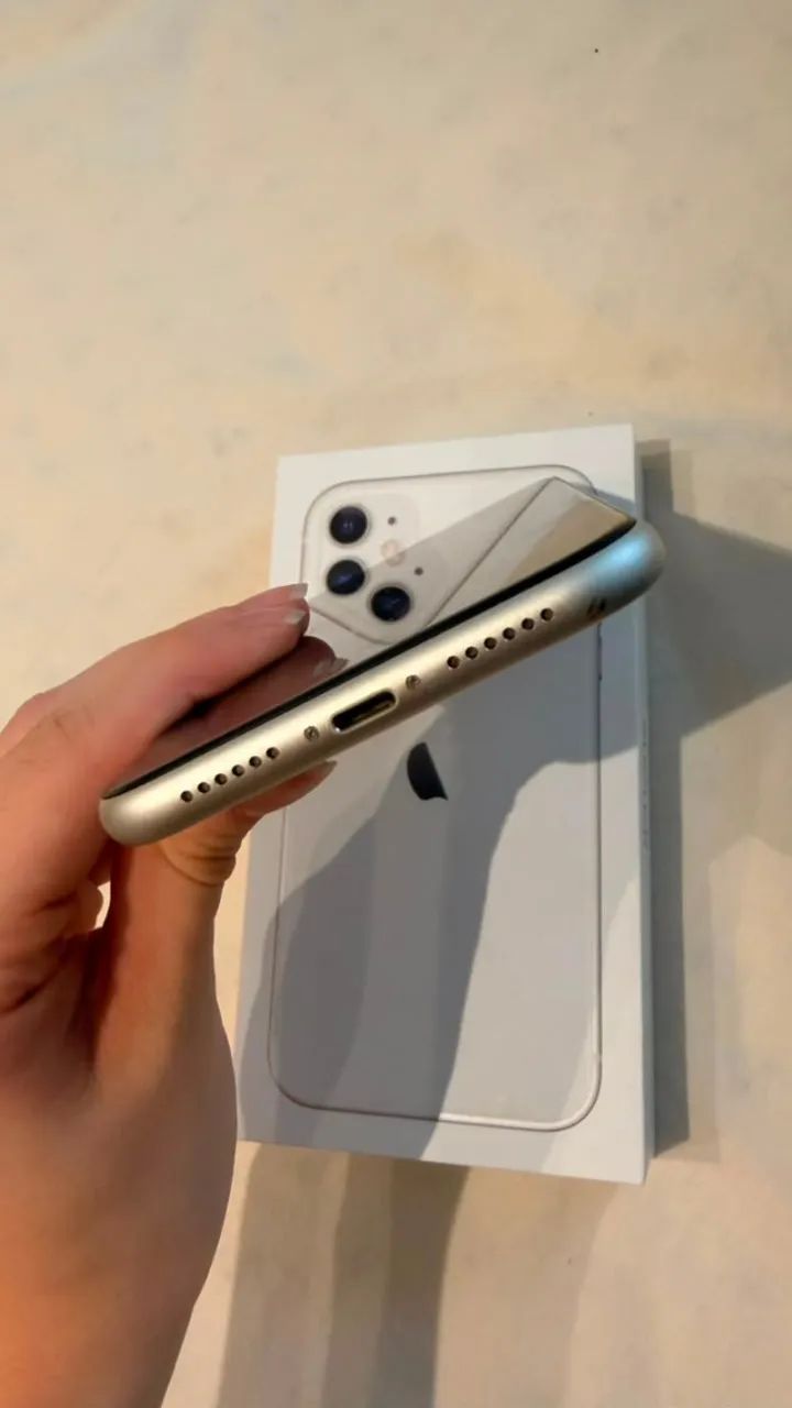 iPhone 11 Branco - 128 GB - Foto 4