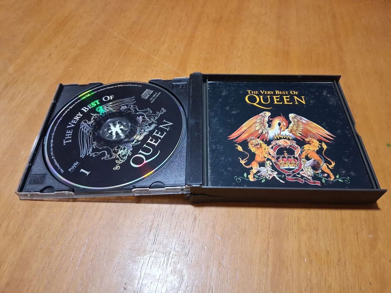 CD Duplo The Very Best Of Queen - Foto 2