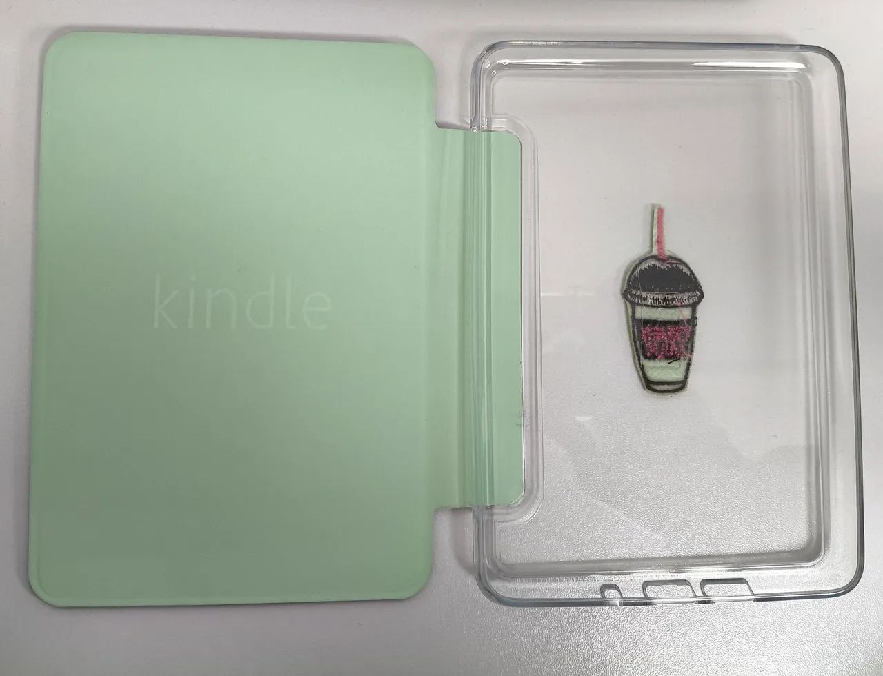 Capa de Acrilico Para Kindle 11a - Usada<br>Geração De 6 Polegadas S - Foto 2