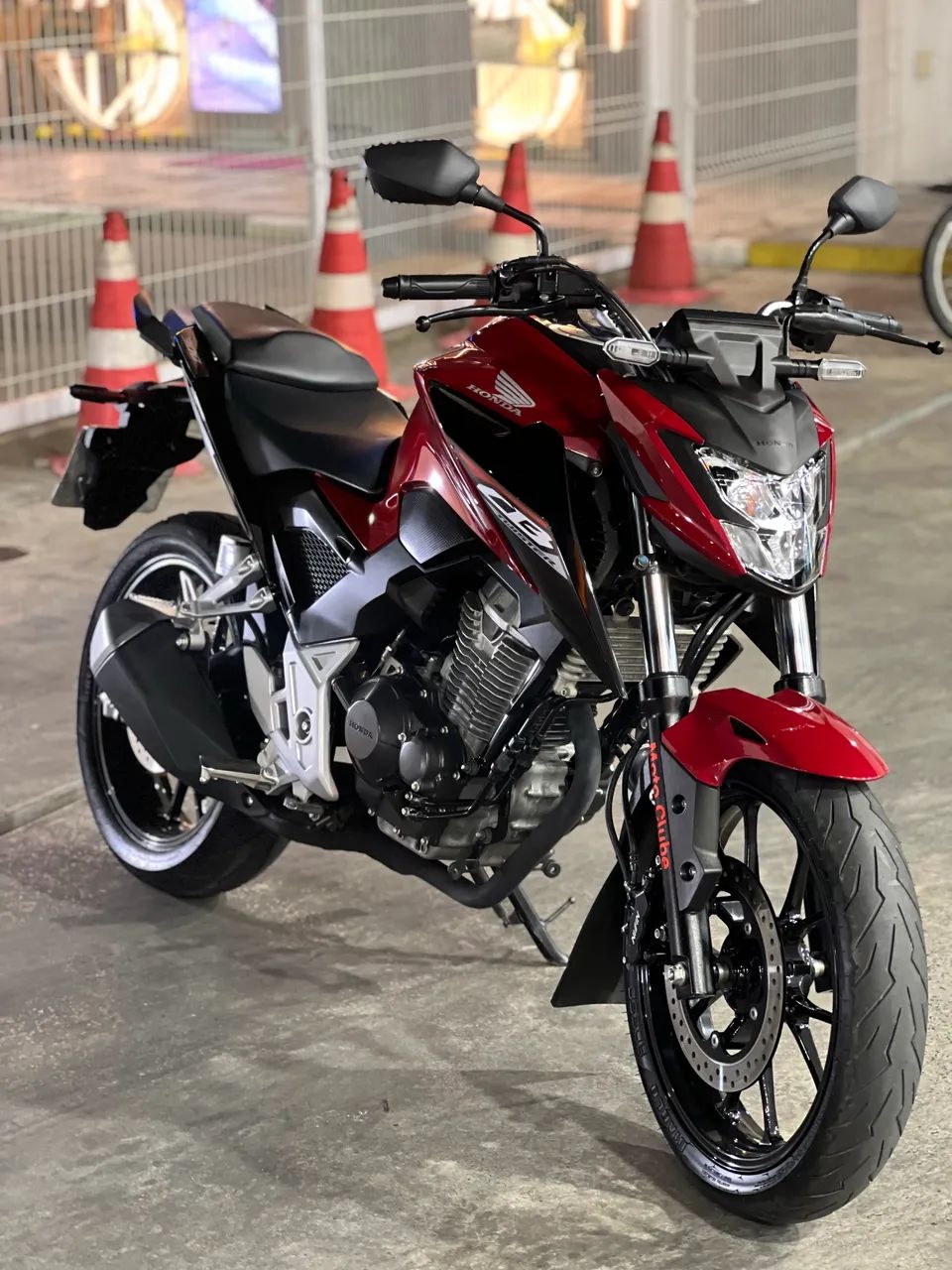 CB300F - Foto 2