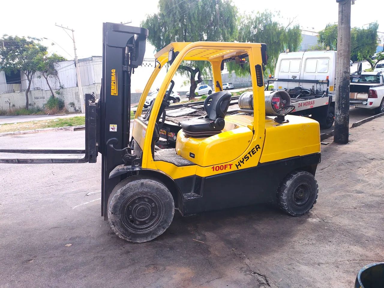 Empilhadeira hyster 100 FT ano 2010 toda revisada freio a disco  - Foto 3