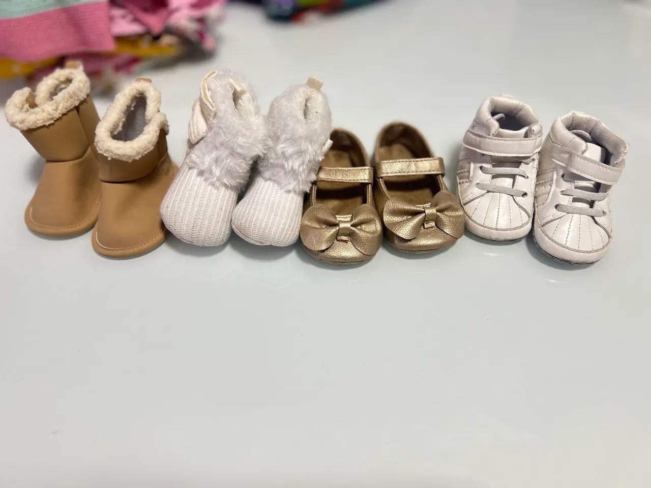 Tênis e botas infantis