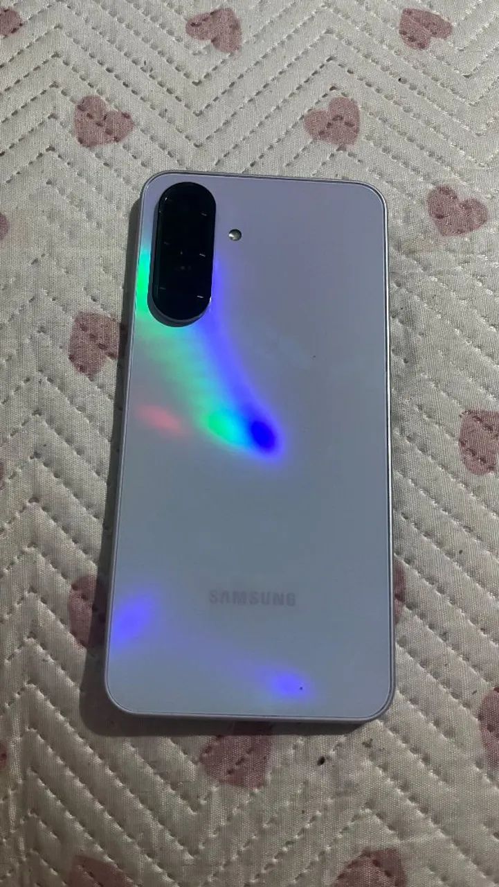 Celular Samsung A36  5 G 128 memoria cor violeta - Foto 3