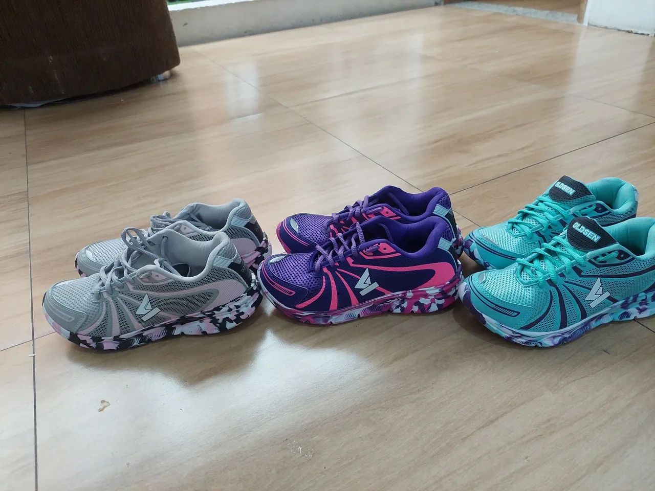 Tenis Oldsen-Kit 3 pares sem uso - Foto 4