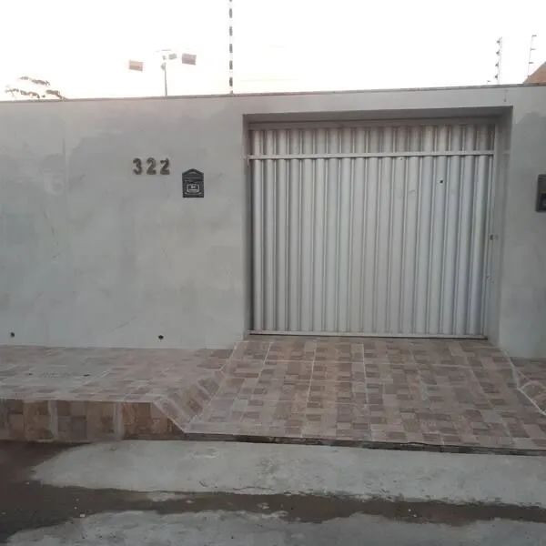 - Casa na Cidade Operária 