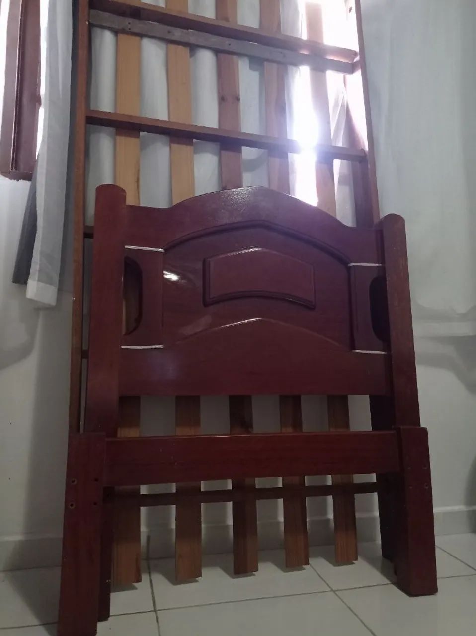 Camareira de solteiro em madeira  - Foto 3