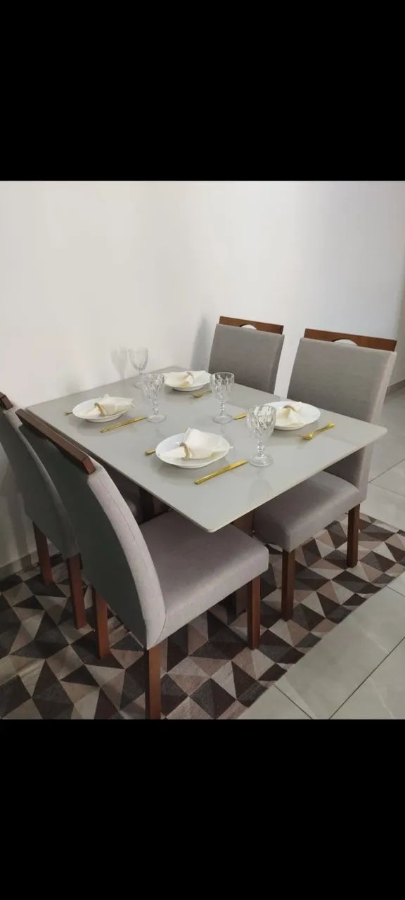 Compre mesa e cadeiras conosco e deixe sua casa super elegante 