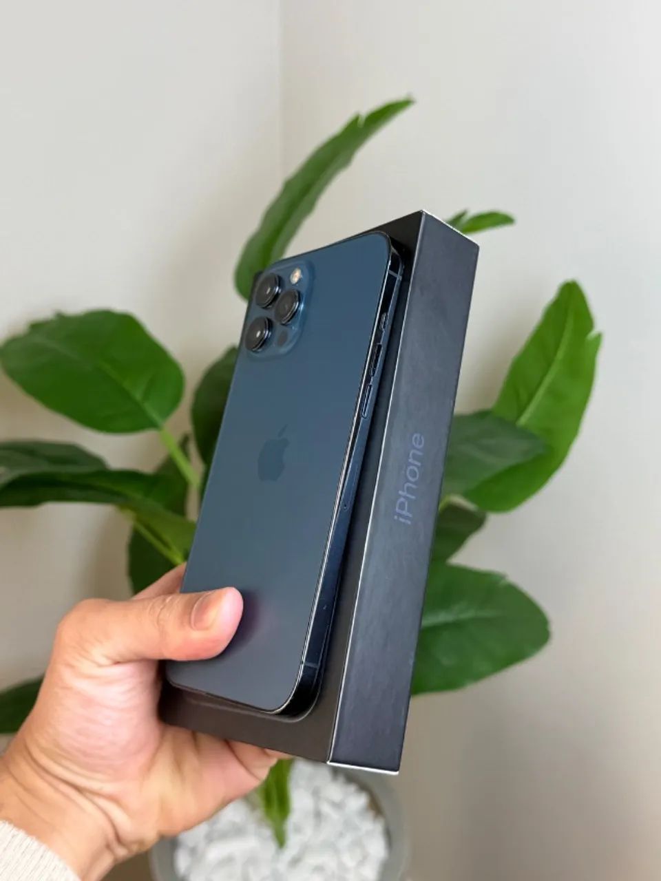 iPhone 12 Pro Max 256GB - Azul - Foto 2