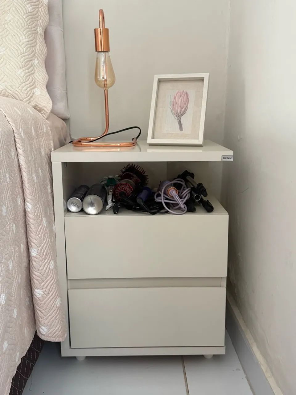 Mesa de canto 