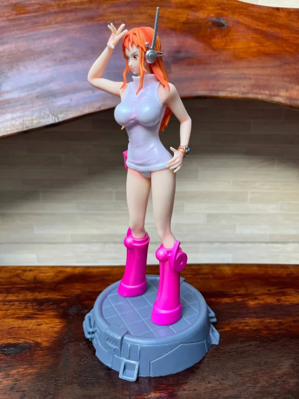 Action Figure One Piece - Nami Arco Egghead 26cm - Foto 3