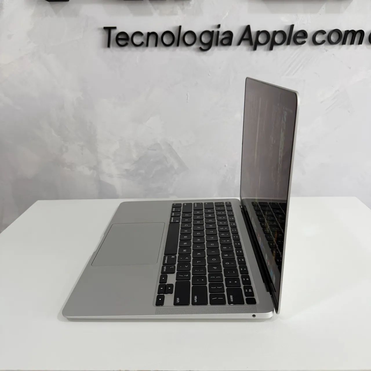 MACBOOK AIR 2020, 8 GB RAM, 256 SSD, TOUCH ID, 13 POLEGADAS, i3