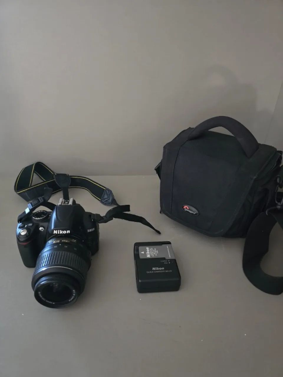 Câmera Nikon D3000 - Foto 3