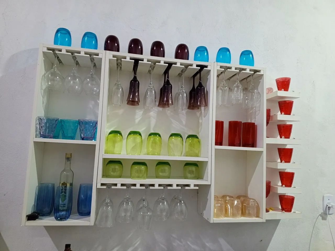 Porta taça 100%MDF.