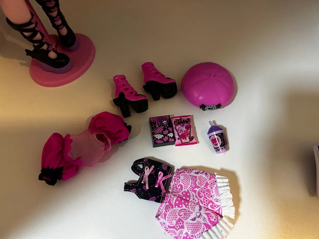 Monster High Draculaura Skullmate secrets  - Foto 4