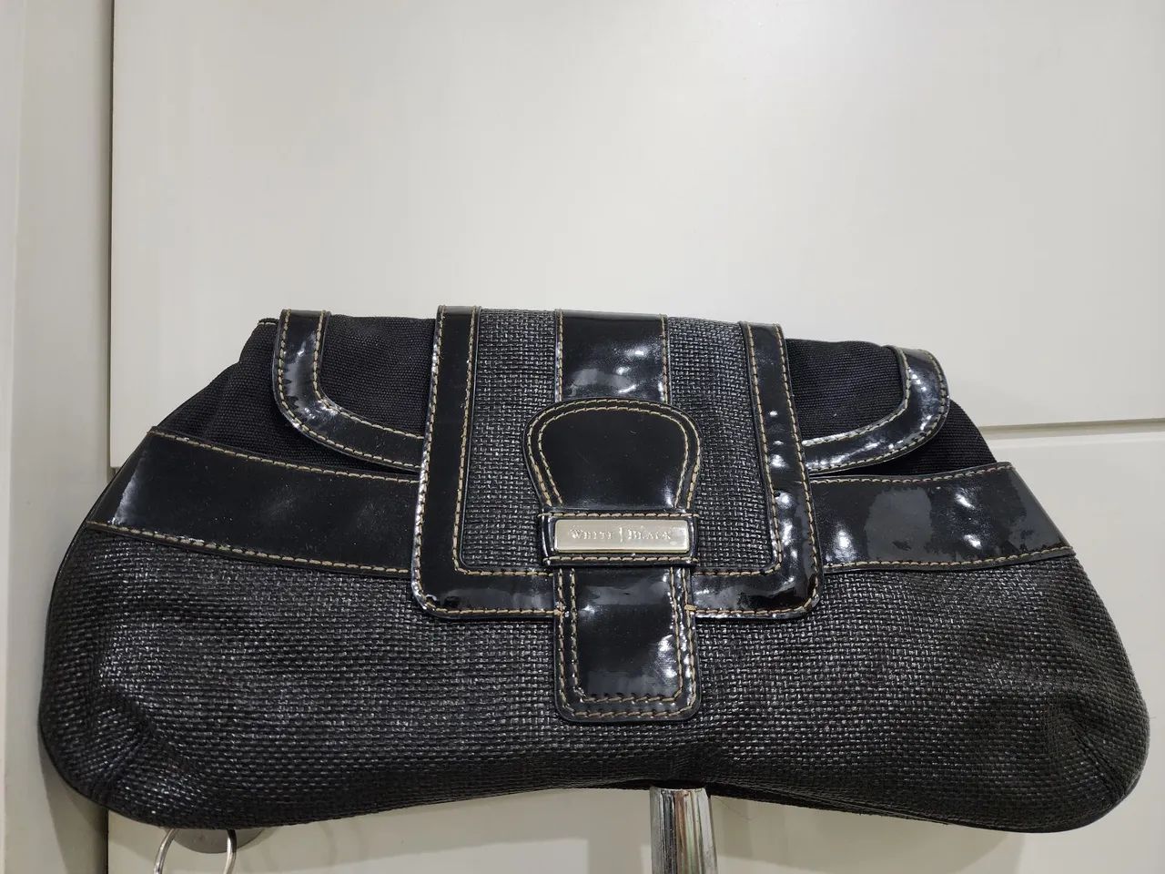 Bolsa de mão preta