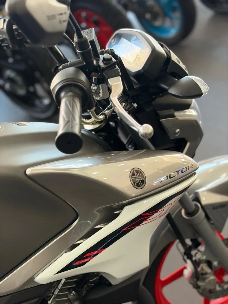 Yamaha Factor DX 2026 - Foto 3
