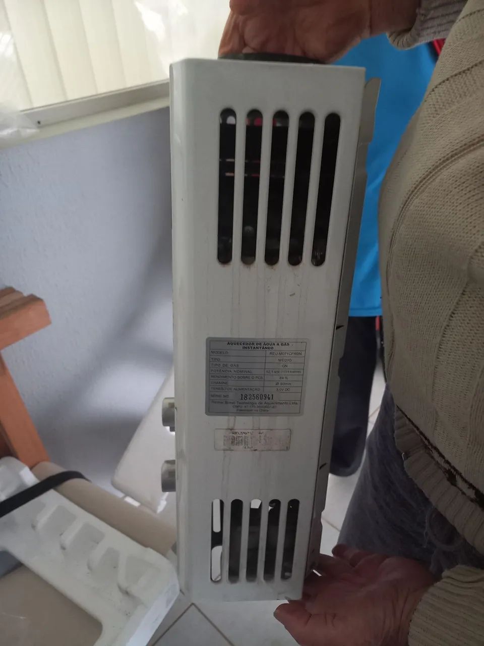 aquecedor  de água a gás GN  - Foto 2