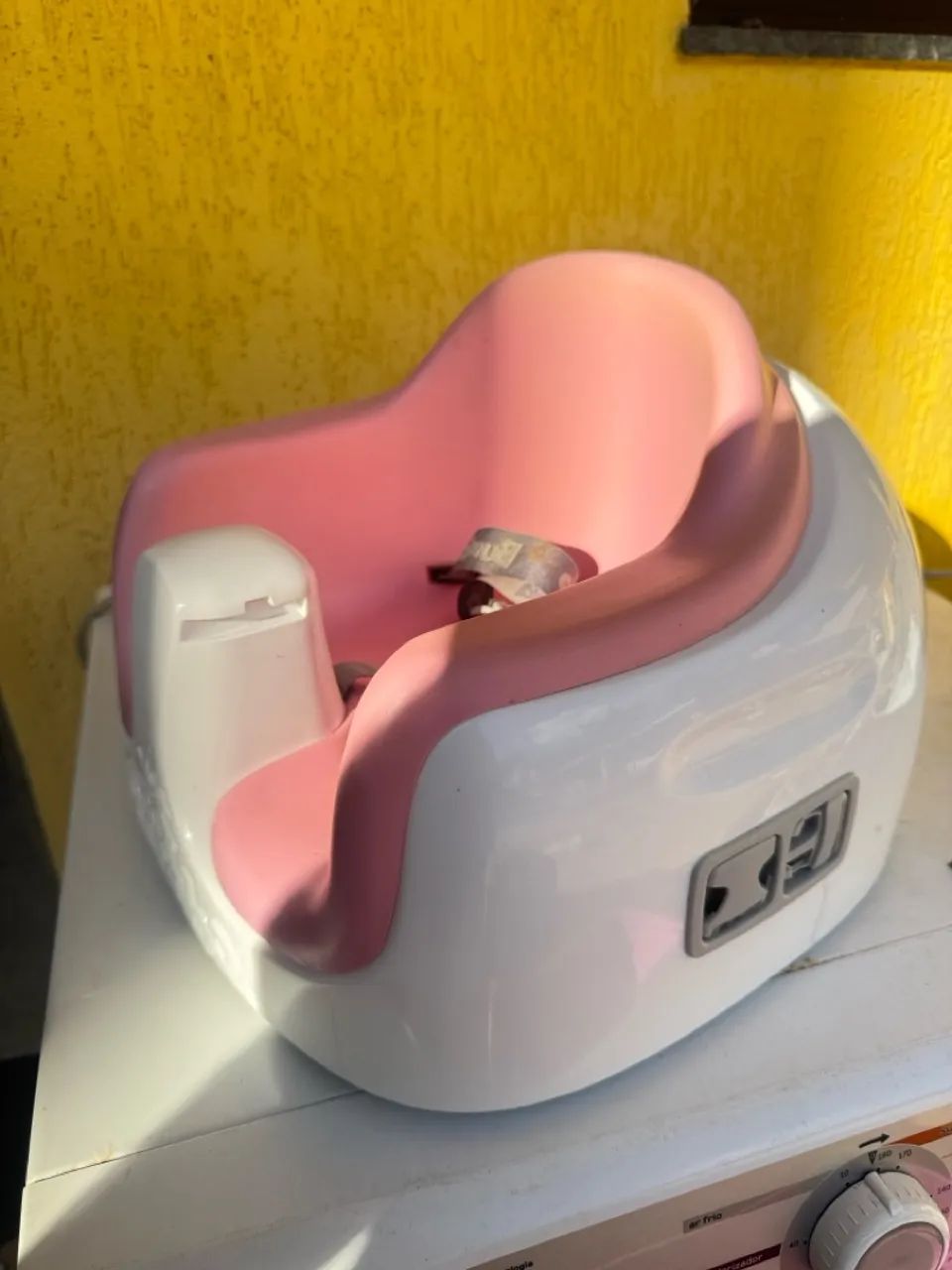 Cadeira de Alimentação Portátil para Bebê - Acolchoada - Importada - Foto 2