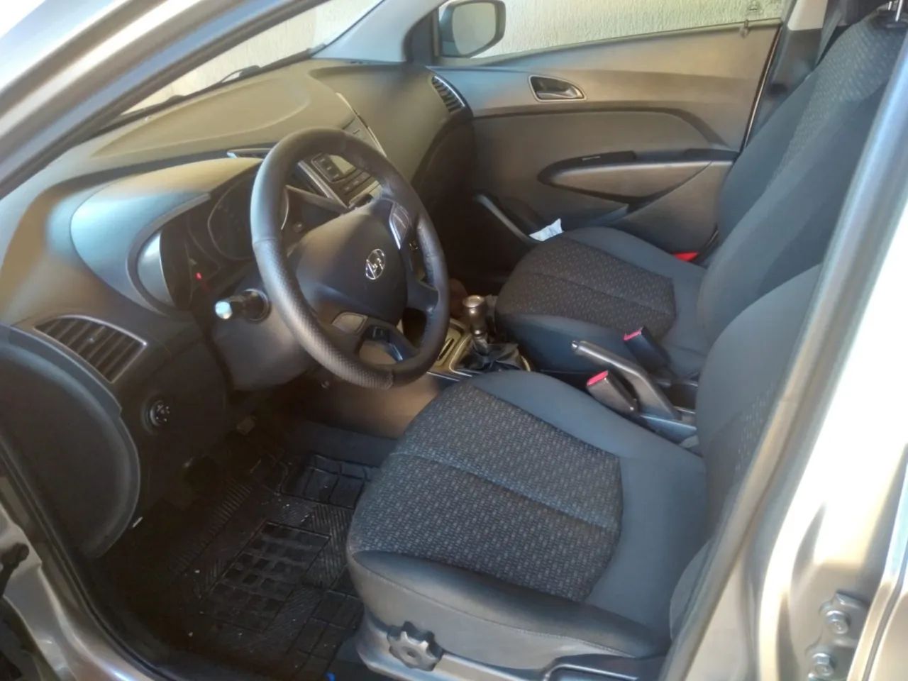 Hyundai HB20 Comf./c.plus/c.style 1.0 Flex 12V 2016 - Foto 5