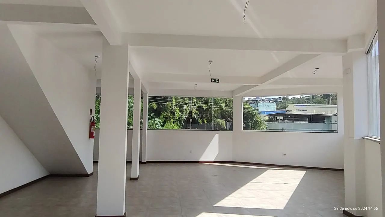 Salão com terraço no Ipiranga