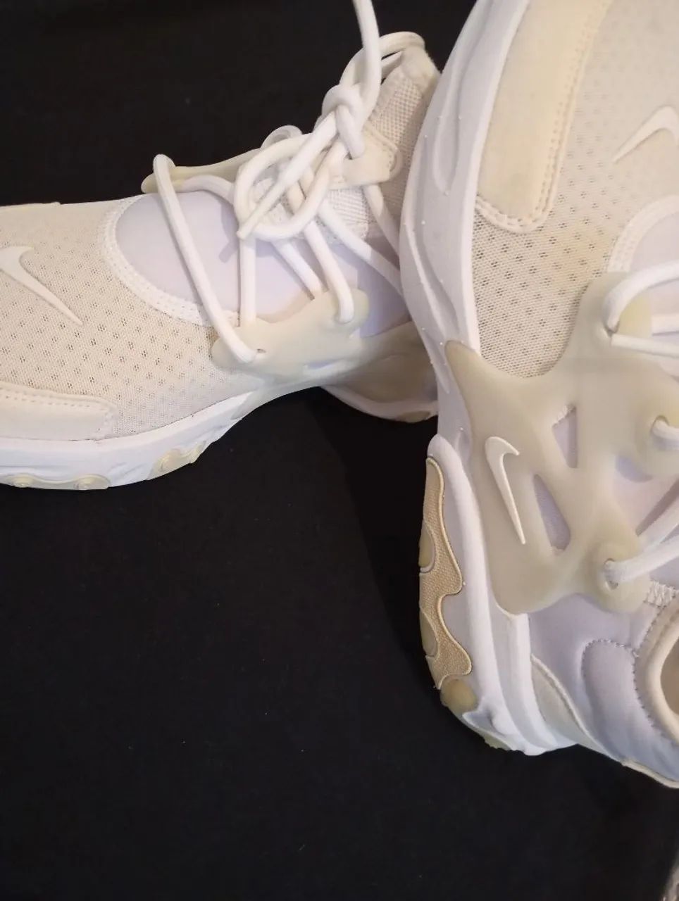 react presto triple white