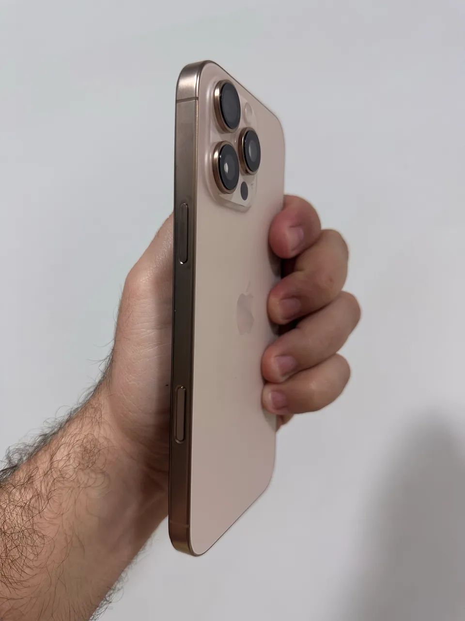 iPhone 16 Pro Max - Desert Titanium - Foto 4