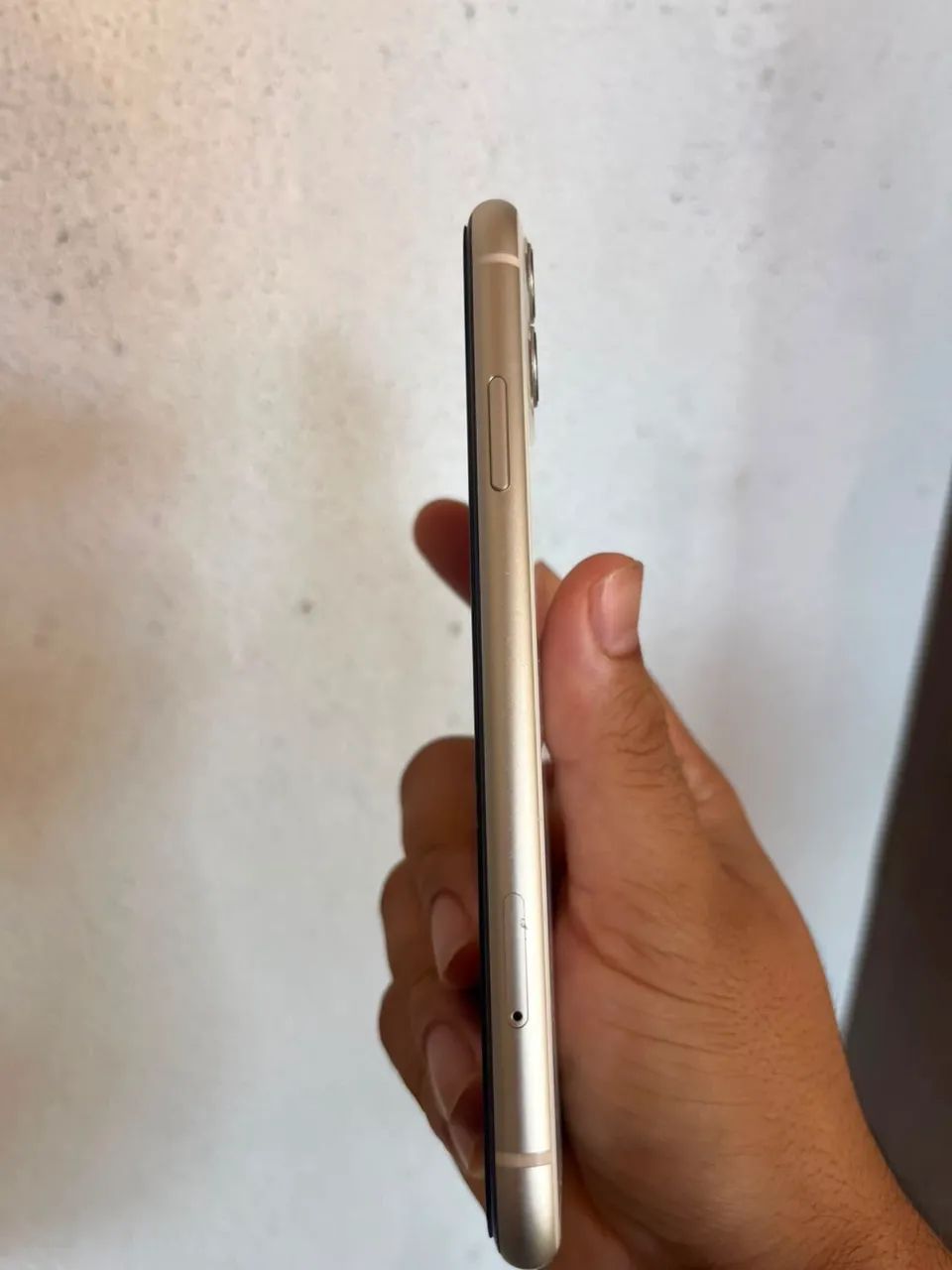 iPhone 11 branco 64gb