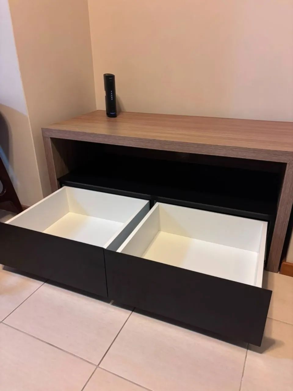 Rack para TV com 2 Gavetas - MDF Amadeirado - Foto 4
