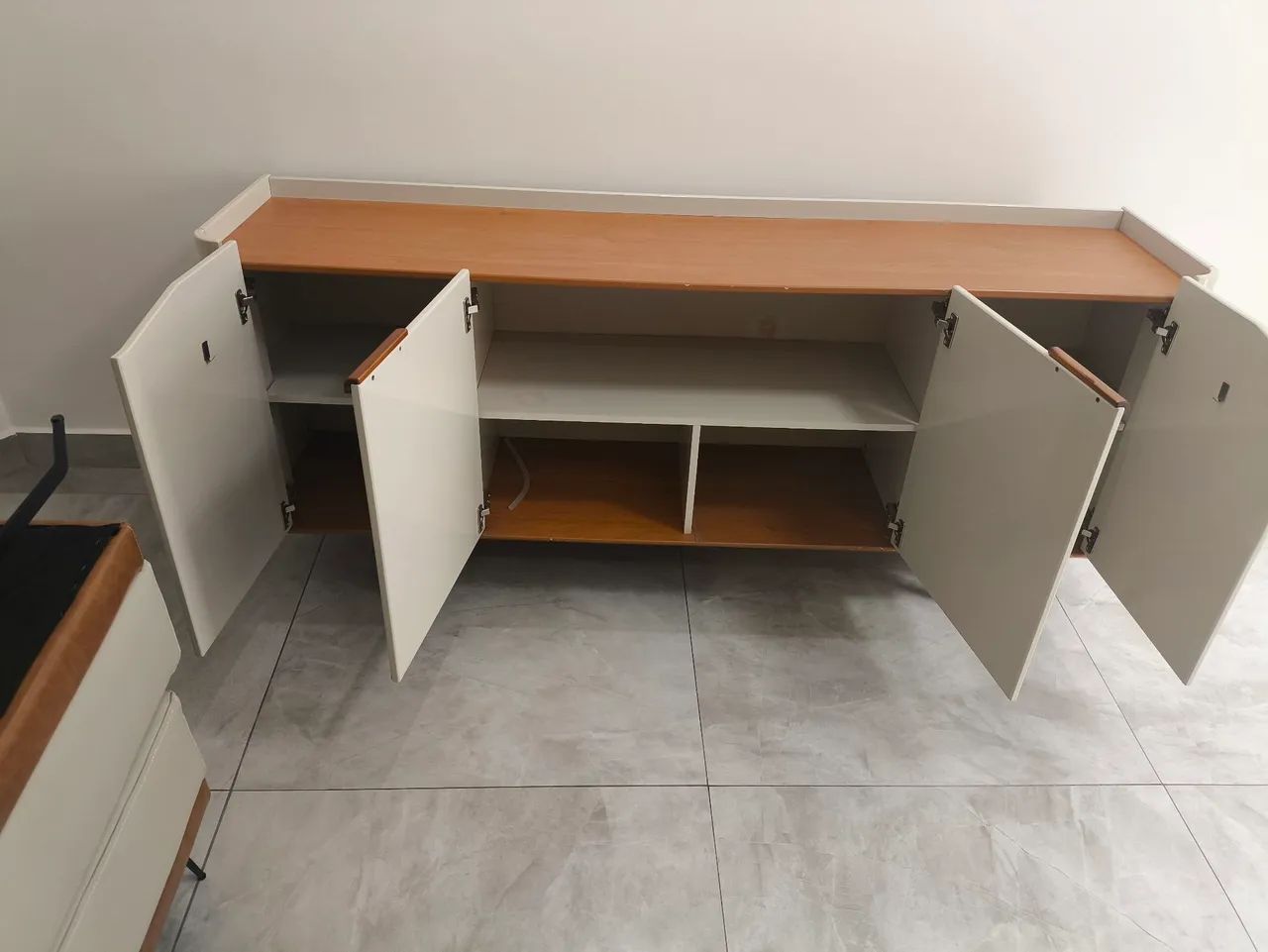 Buffet 4 portas