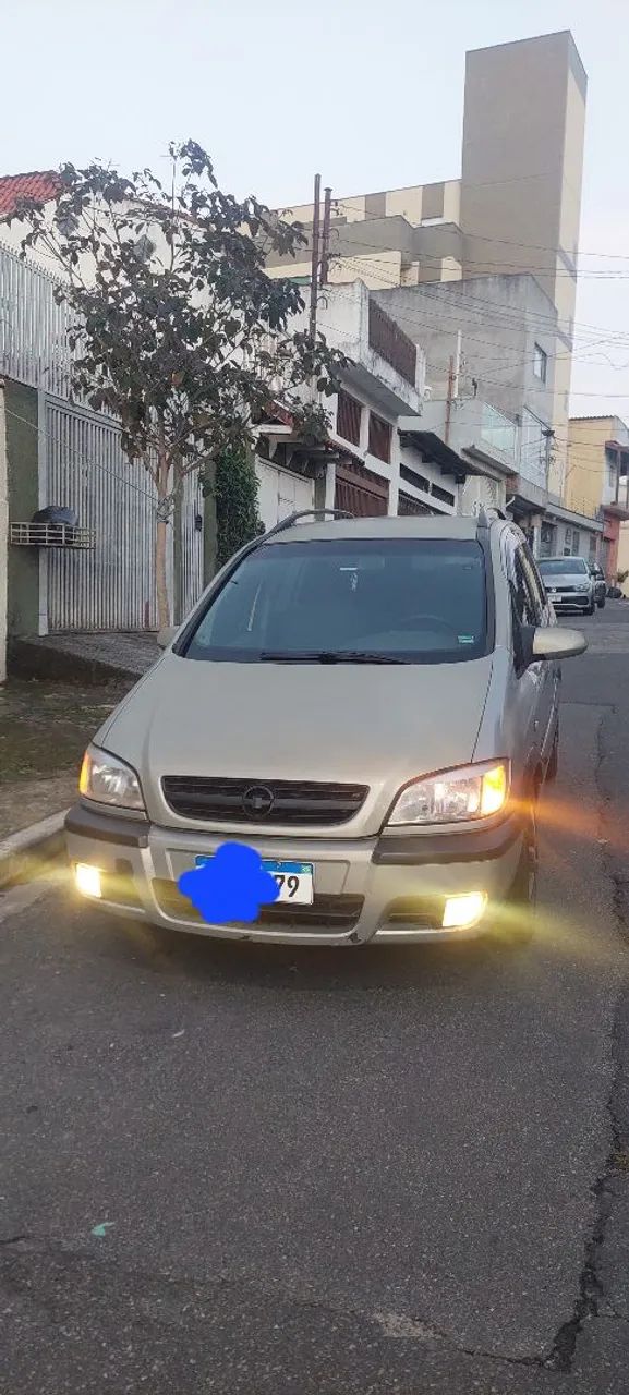 Chevrolet Zafira Zafira Comfort 2.0 MPFI FlexPower 8V 5p 2005