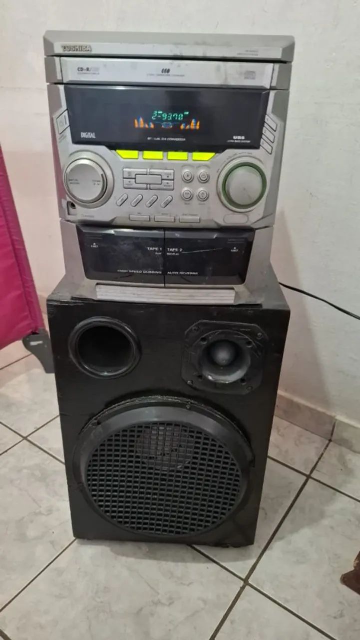 Vendo Bola + Caixa d Som - Foto 2