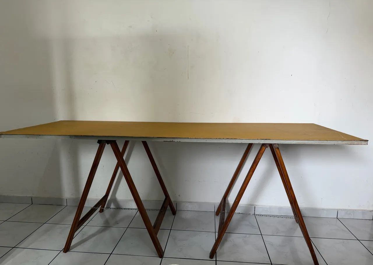 Mesa cavalete com tampa de ferro - Foto 2