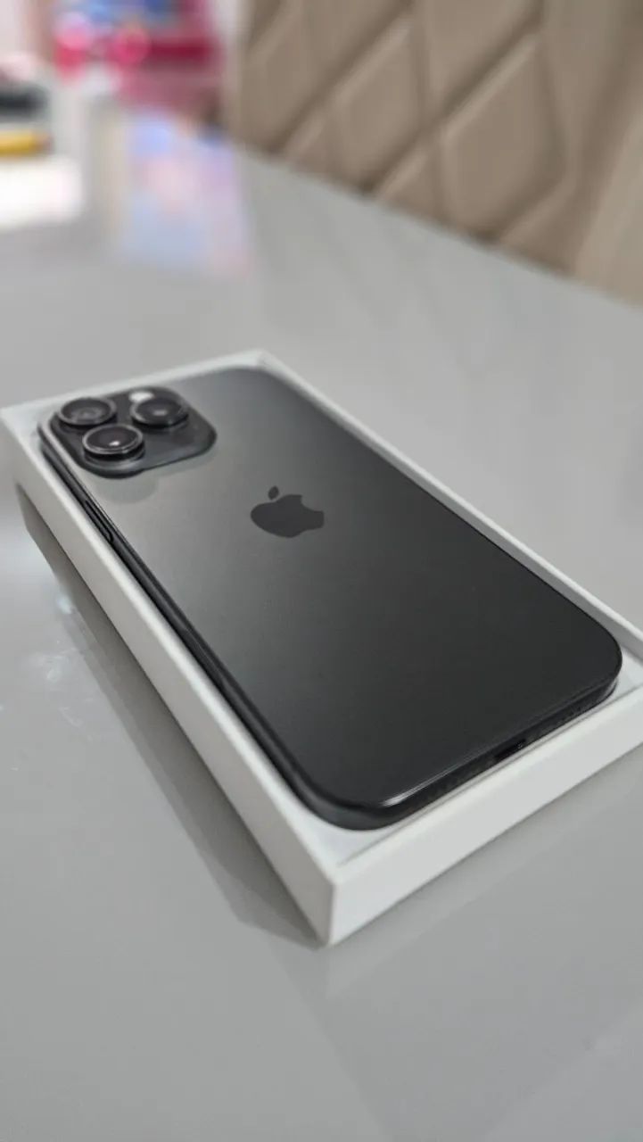 Iphone 16 Pro Max 256gb | Titânio | Bateria Original 93%