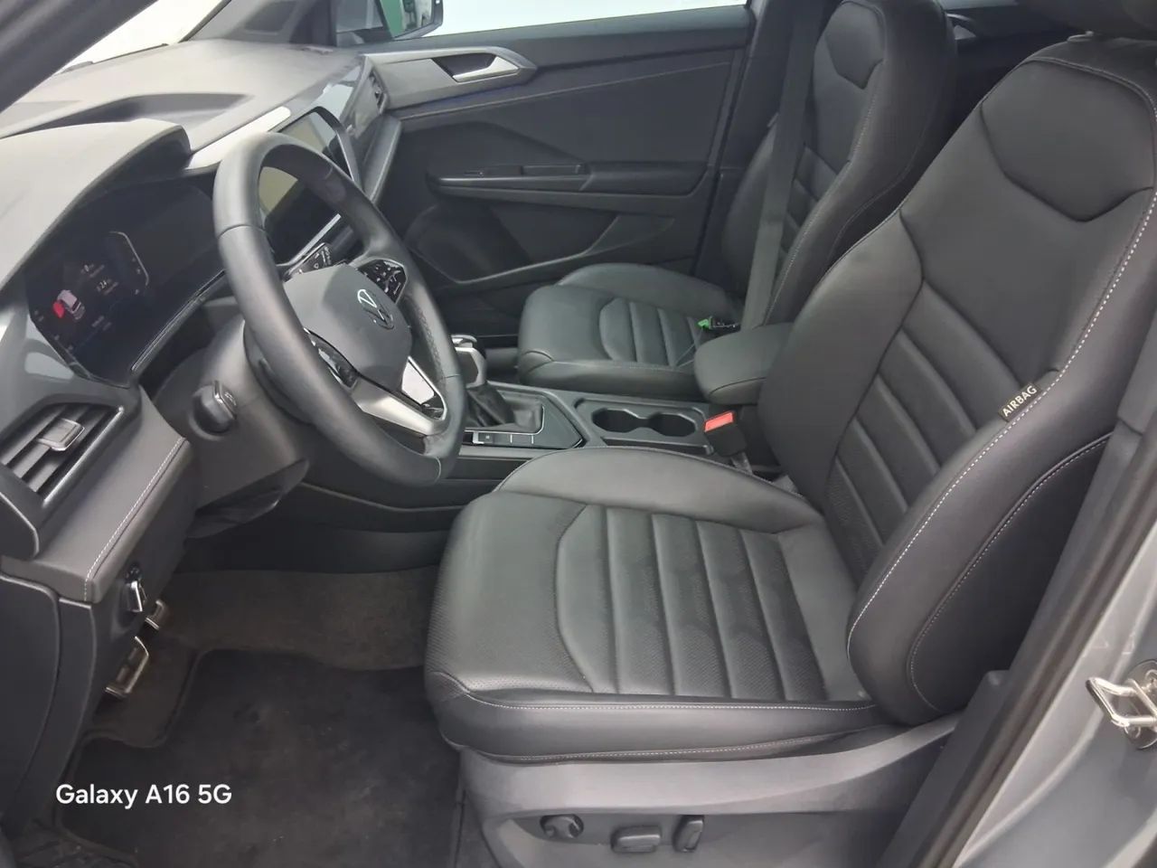 Volkswagen Taos Highline 1.4 250 TSI Flex Aut., foto 16 de 17