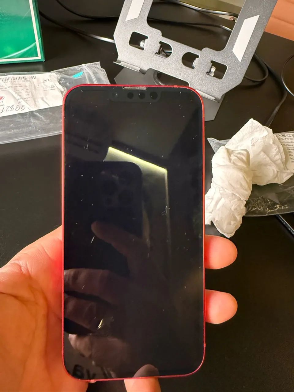 iPhone 13 vermelho 128gb  - Foto 2