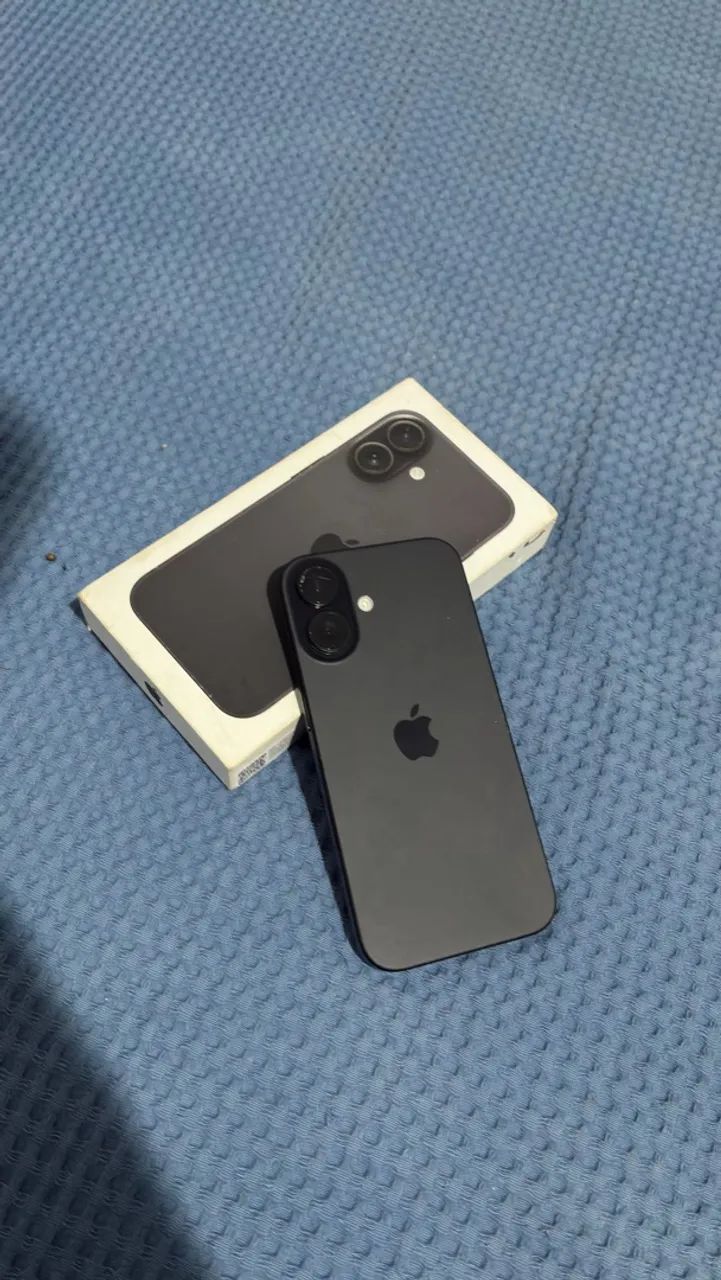 iPhone 16