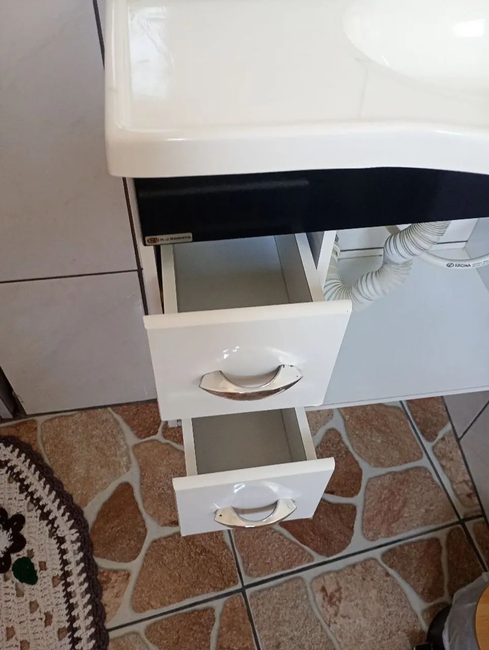 Gabinete Banheiro Novo - Foto 2