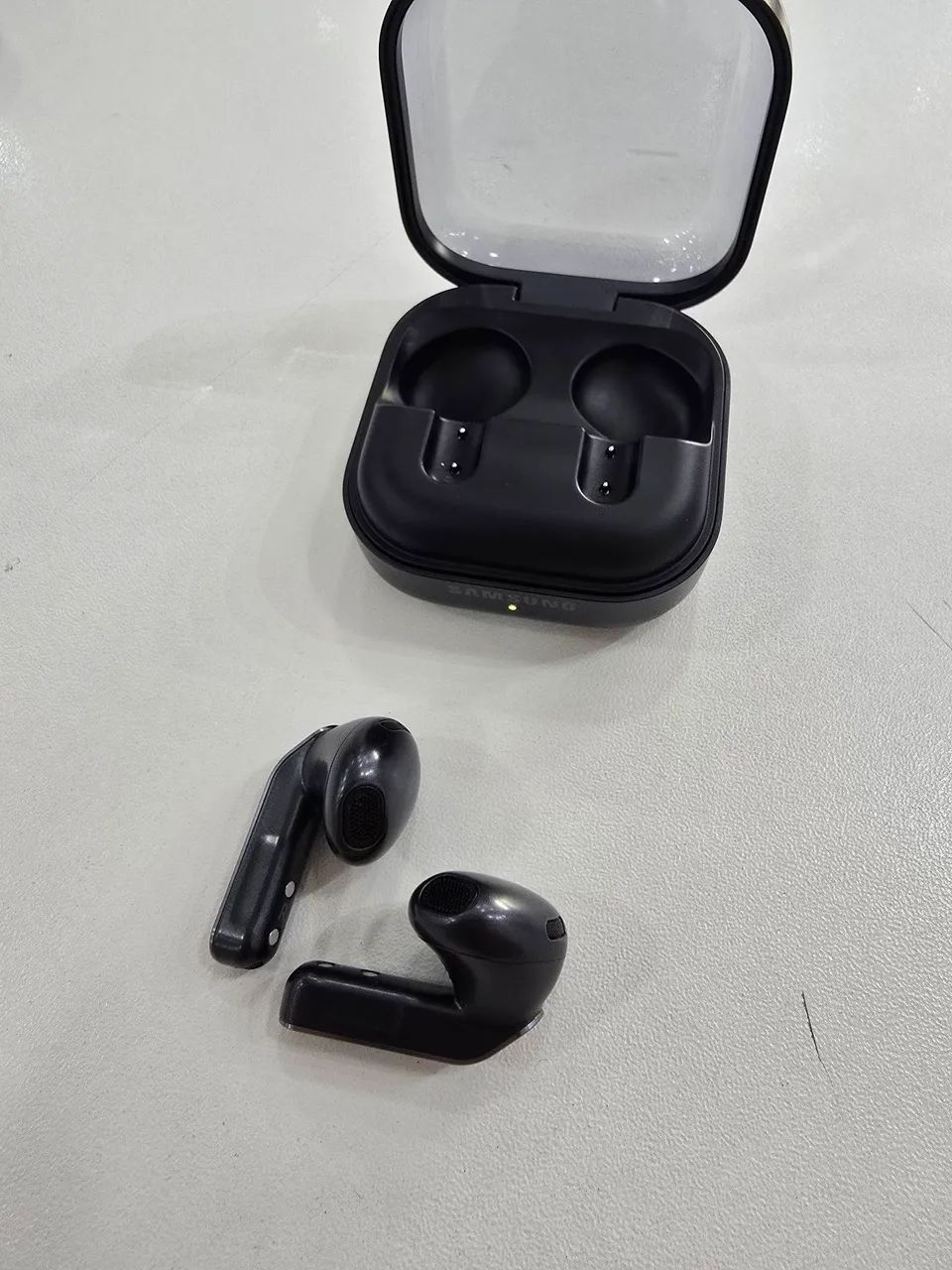 Fone Galaxy Buds 4 - Foto 3