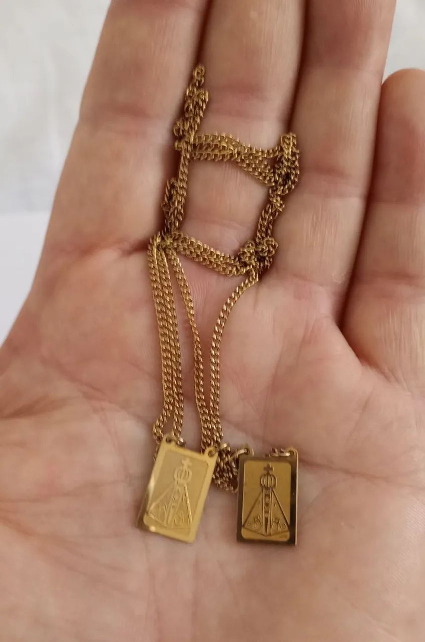Escapulário aço inoxidável dourado  - Foto 2