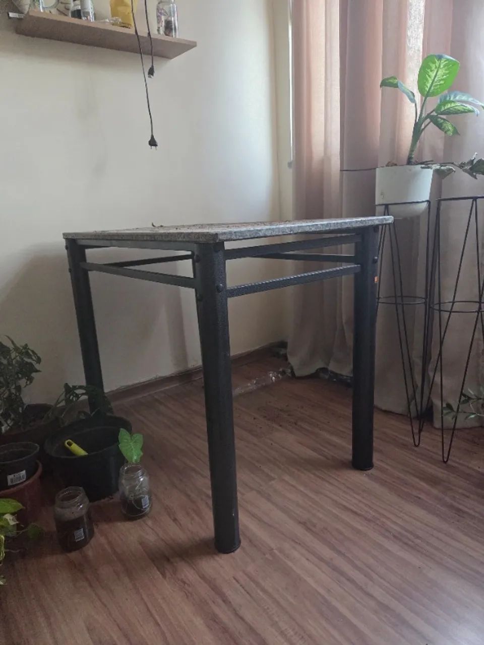 Mesa de jantar quadrada - Foto 2