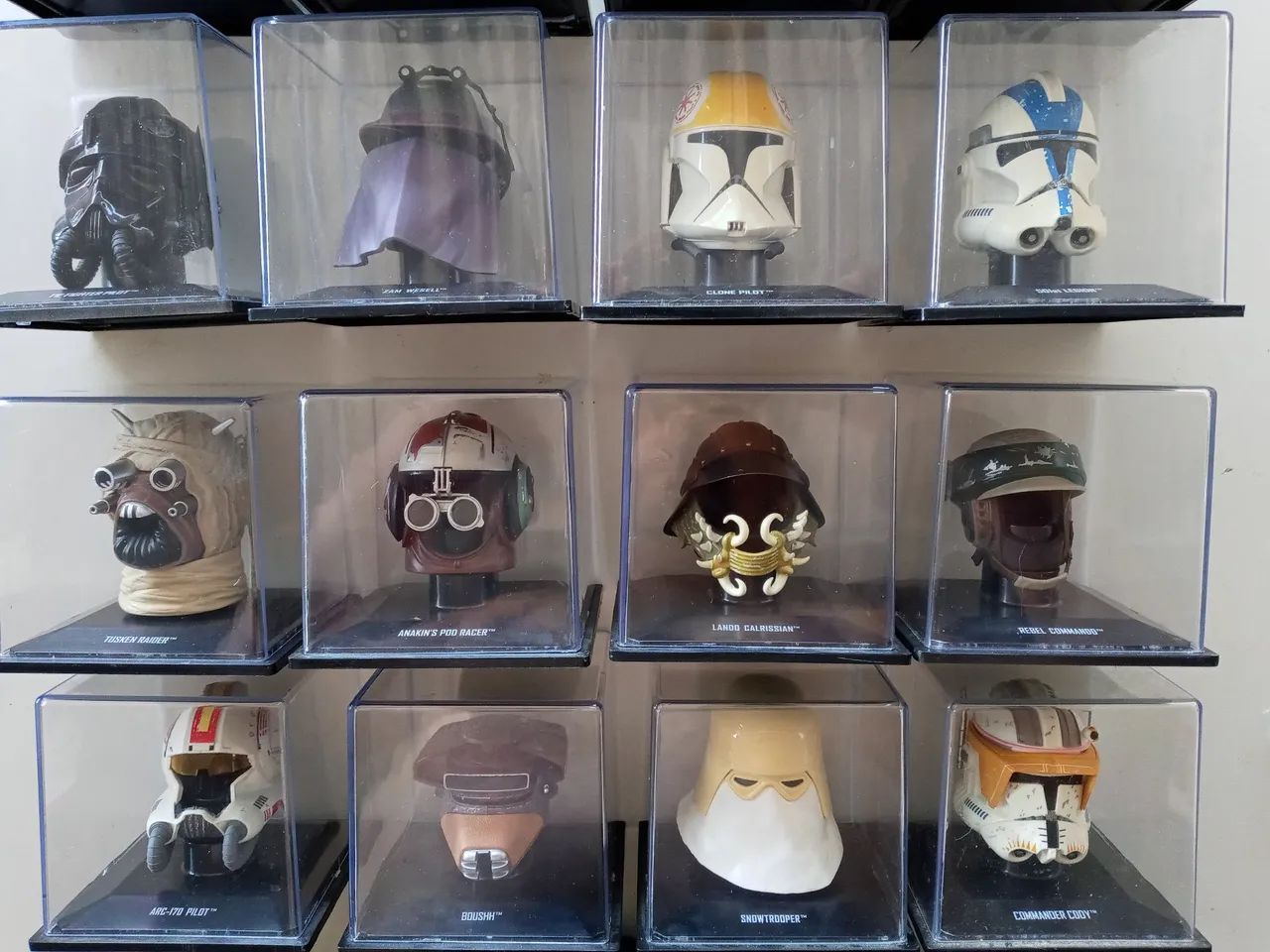 18 capacetes da colecao star wars - Foto 2