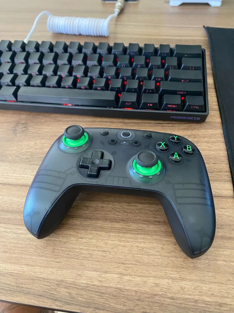 Controle para PC 8bitDo - Wireless 2.4ghz, Bluetooth, Wired  - Foto 2