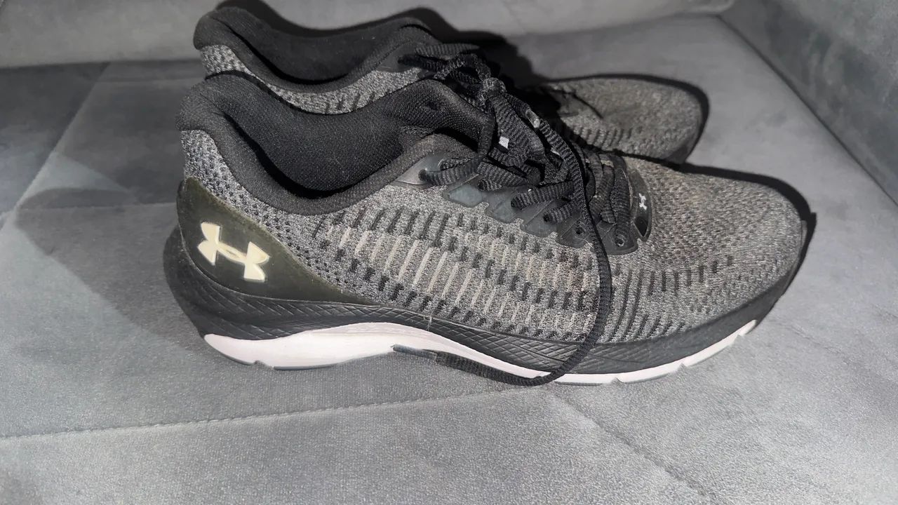 Vendo Tênis Under Armour