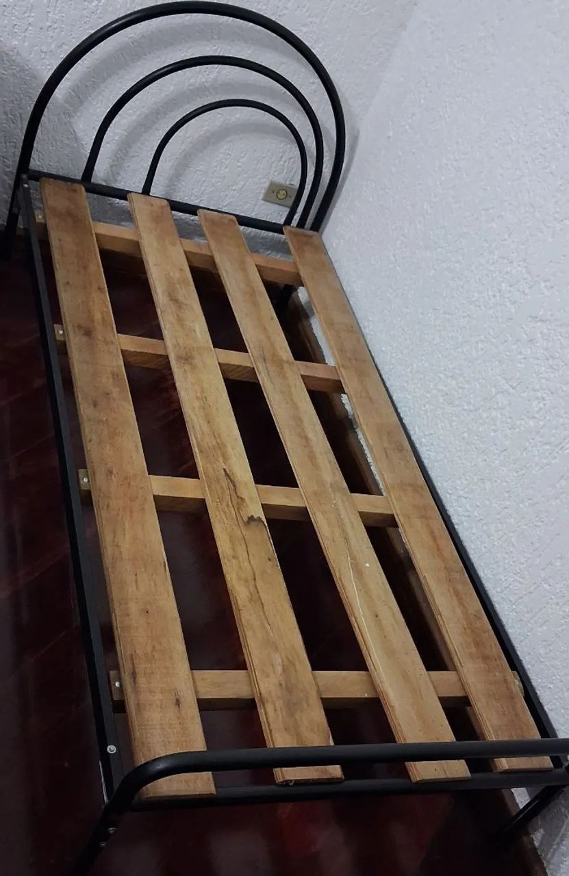 CAMA SOLTEIRO DE FERRO  - Foto 3